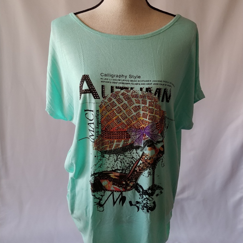 Loose womens blouse NWT